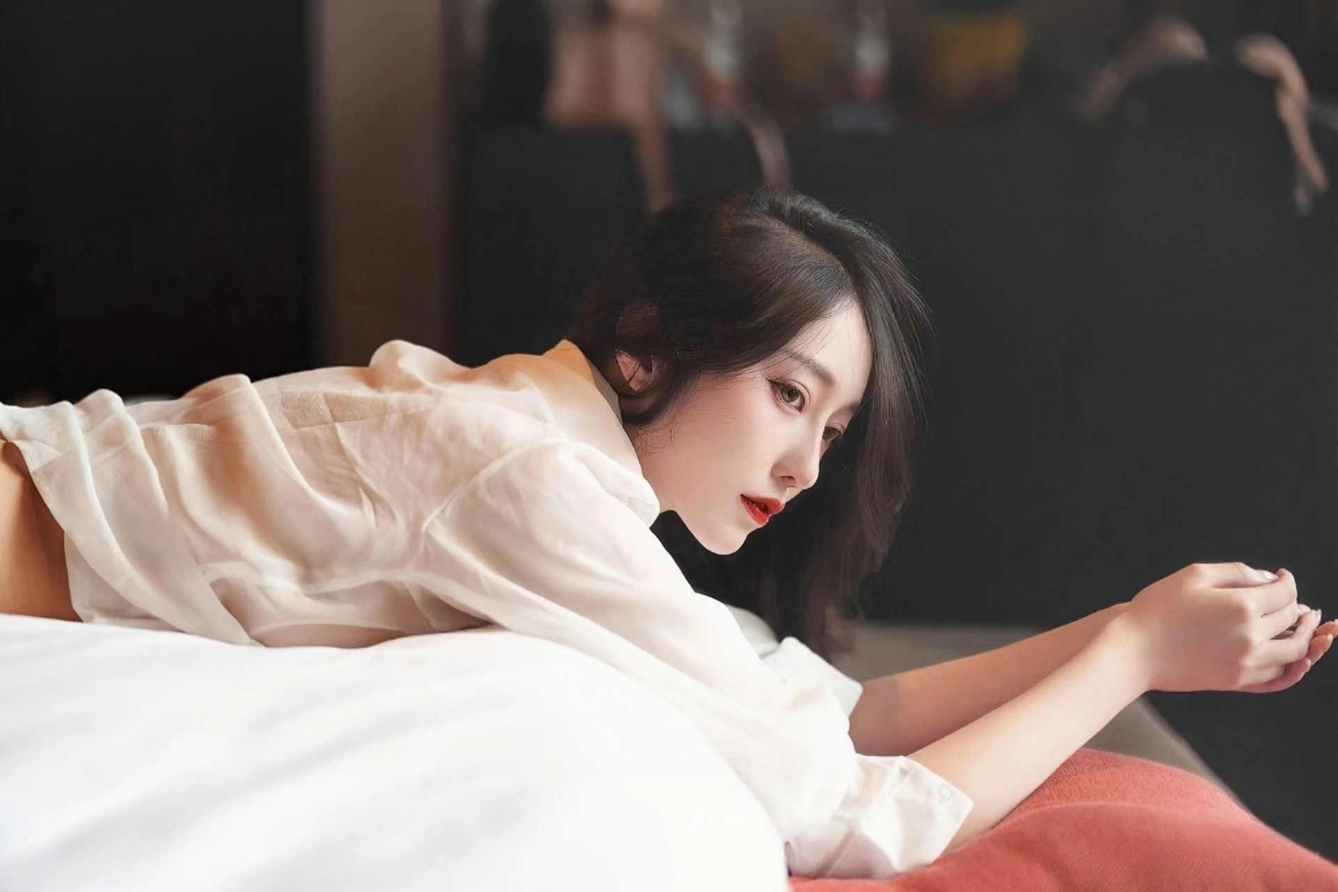 中消协提示：防晒衣物聚焦关键指标 关注材质与工艺